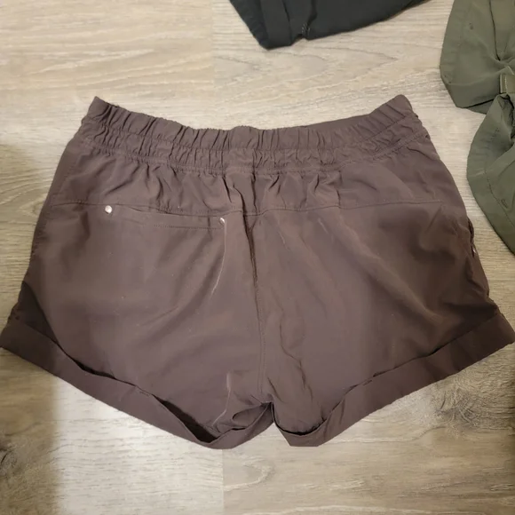 Women's MPG Shorts - Picture 2 of 3